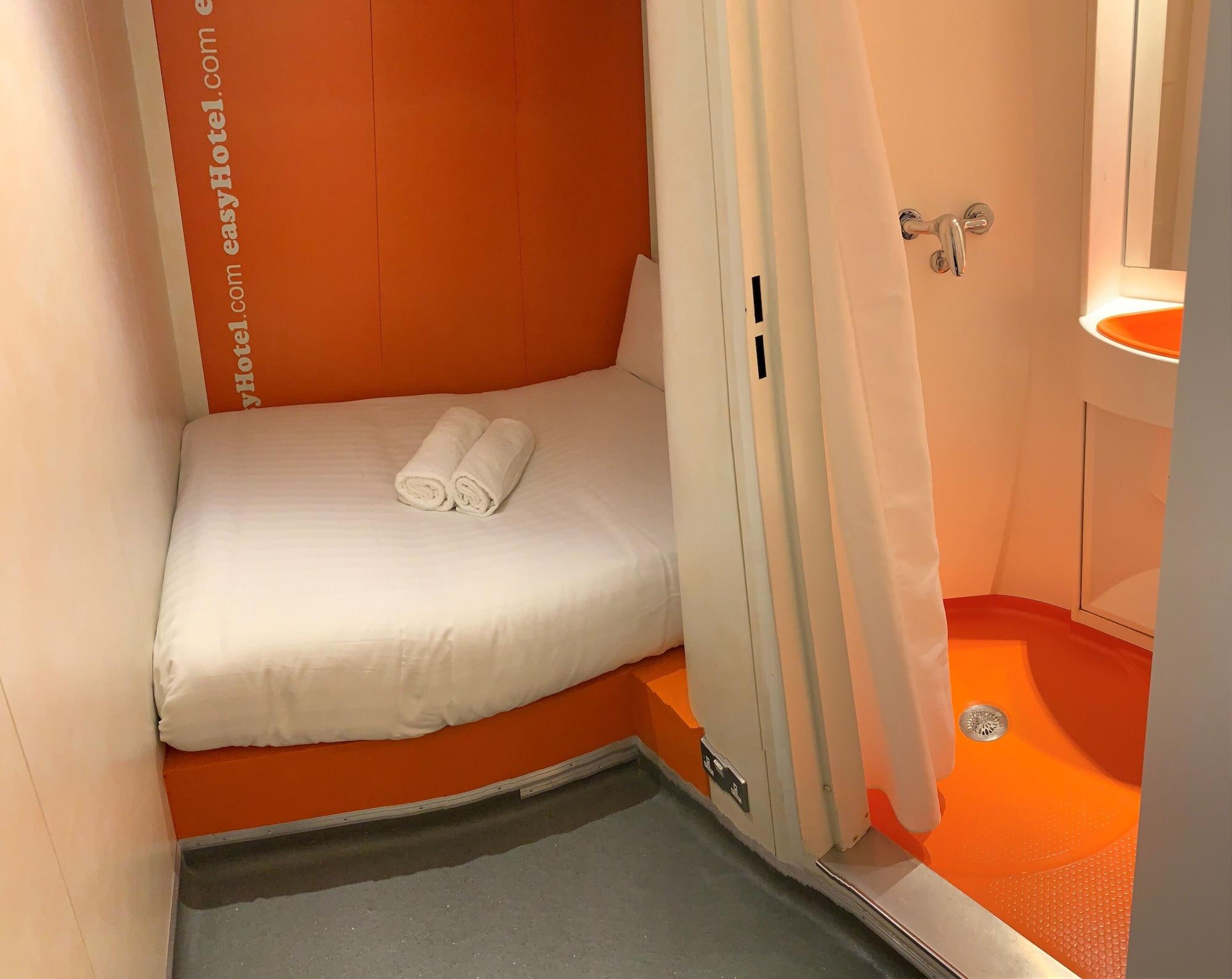 Easyhotel South Kensington Londra Exterior foto