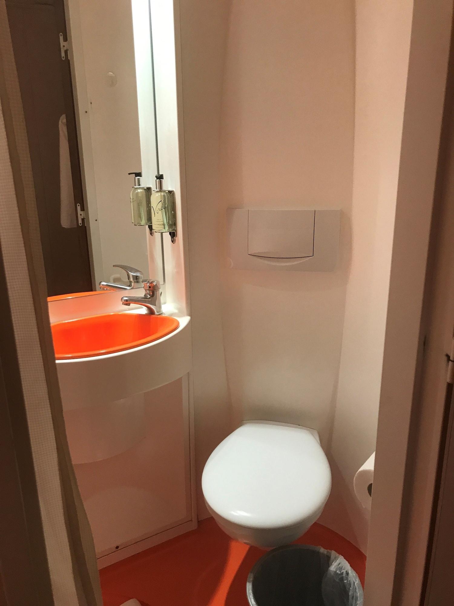 Easyhotel South Kensington Londra Exterior foto