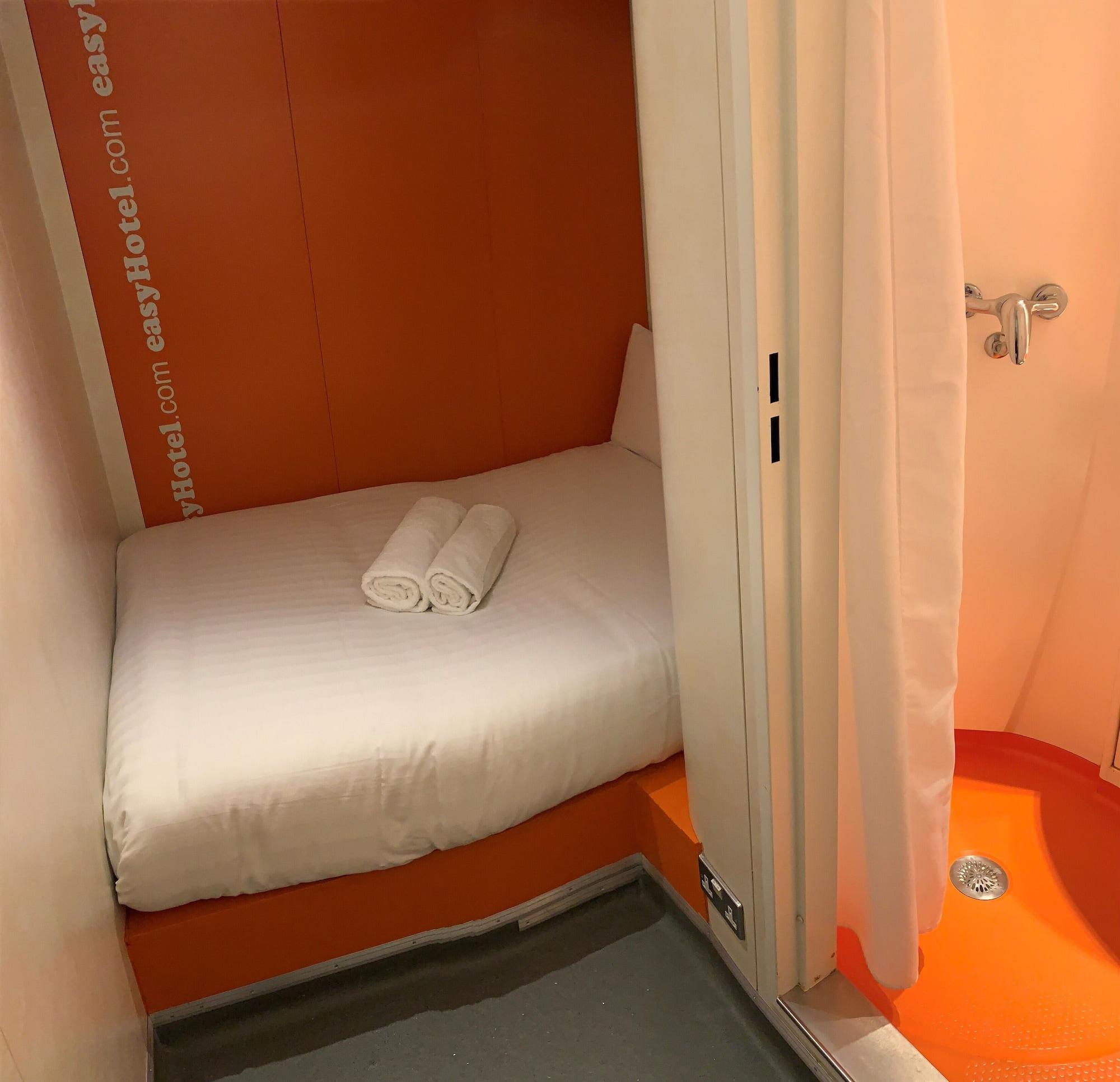 Easyhotel South Kensington Londra Exterior foto