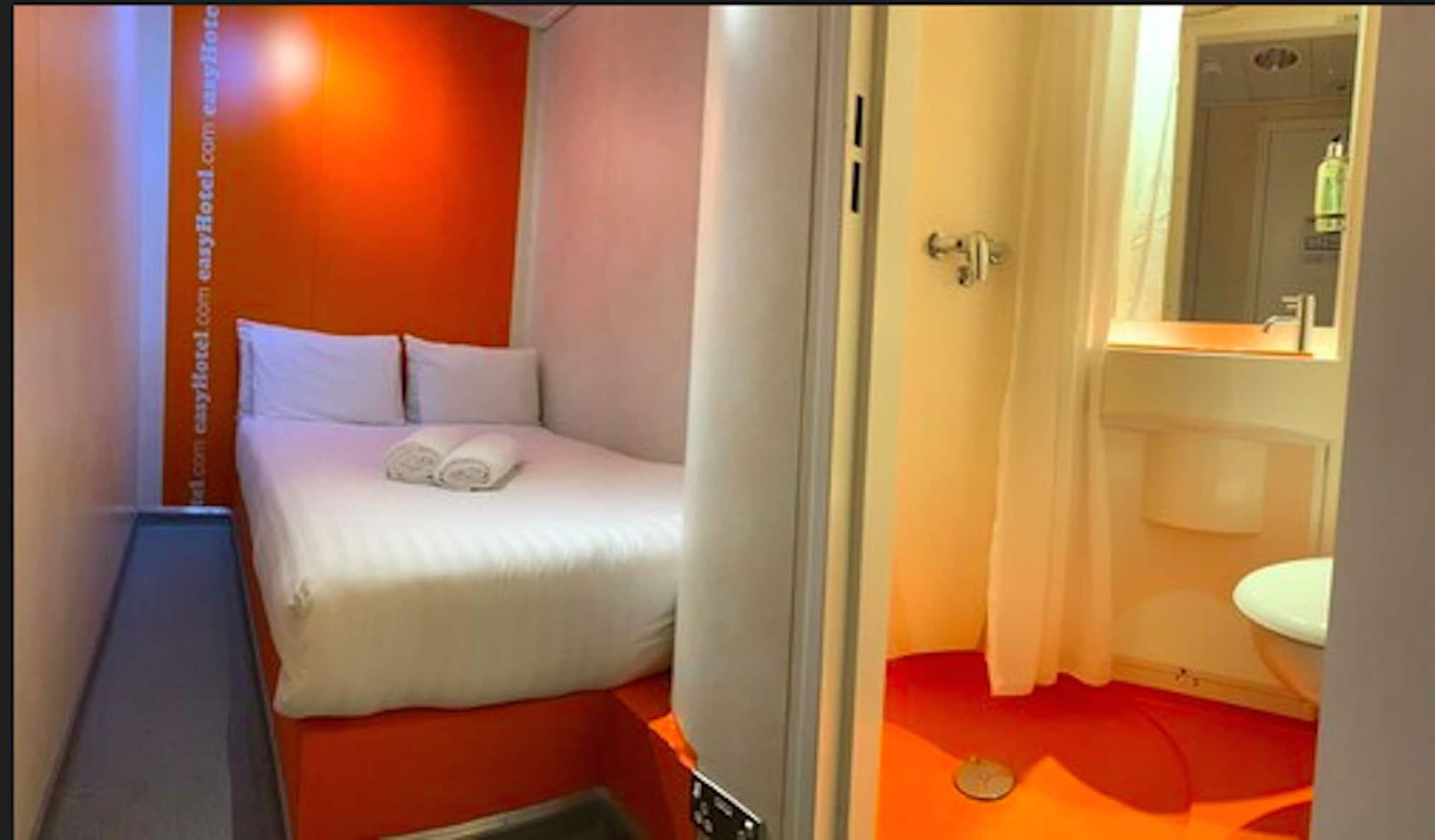 Easyhotel South Kensington Londra Exterior foto