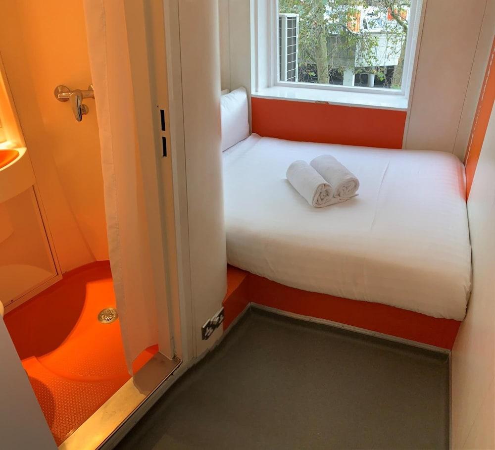Easyhotel South Kensington Londra Exterior foto