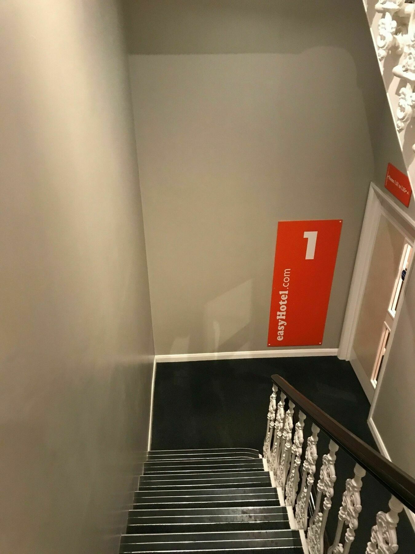 Easyhotel South Kensington Londra Exterior foto